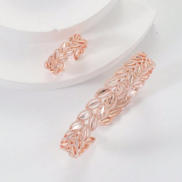 3/$35 18K Gold Plated Rose Gold Leaf Bracelet & Ring Set Statement Jewelry - Picture 4 of 5